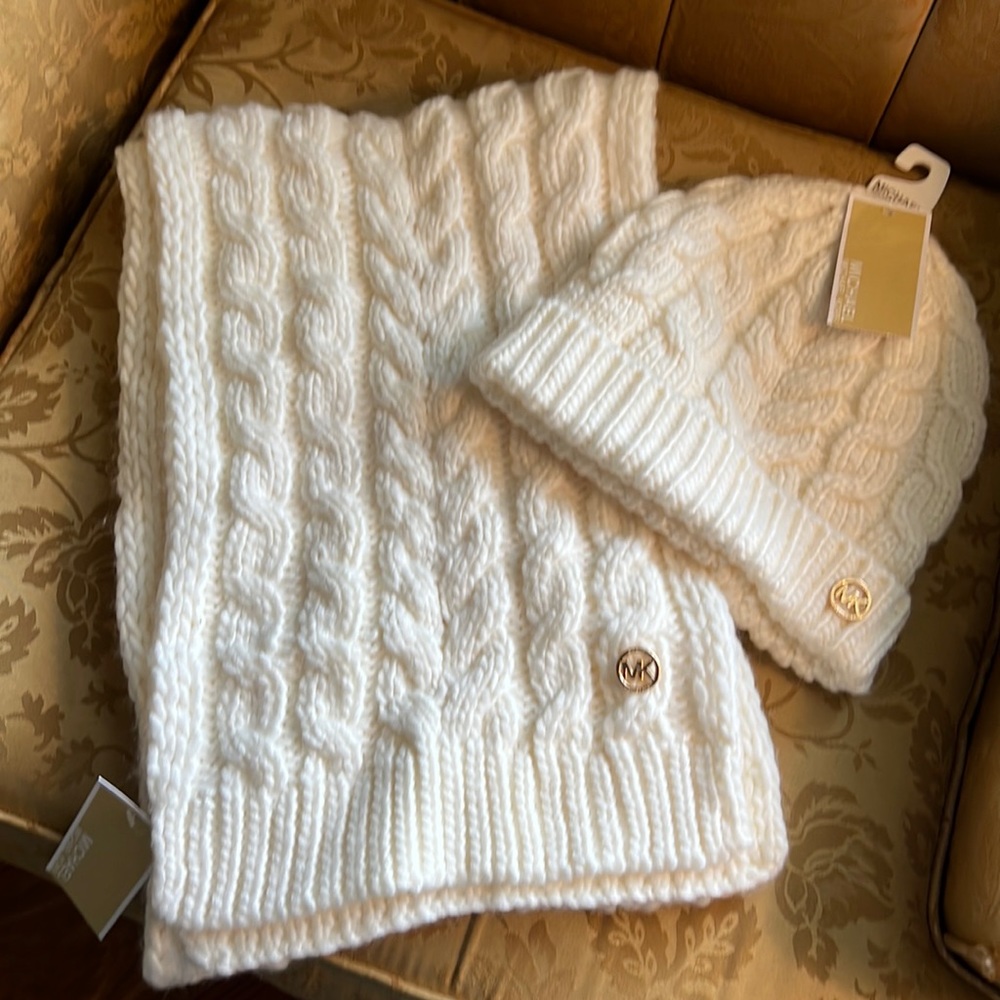 Michael Kors Scarf and Cap